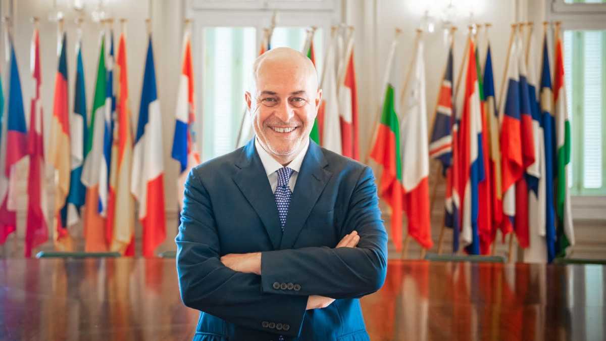 Τσουτσοπλίδης: Έφυγε από το τιμόνι του ΕΚ στην Ελλάδα – Ποιος έρχεται;