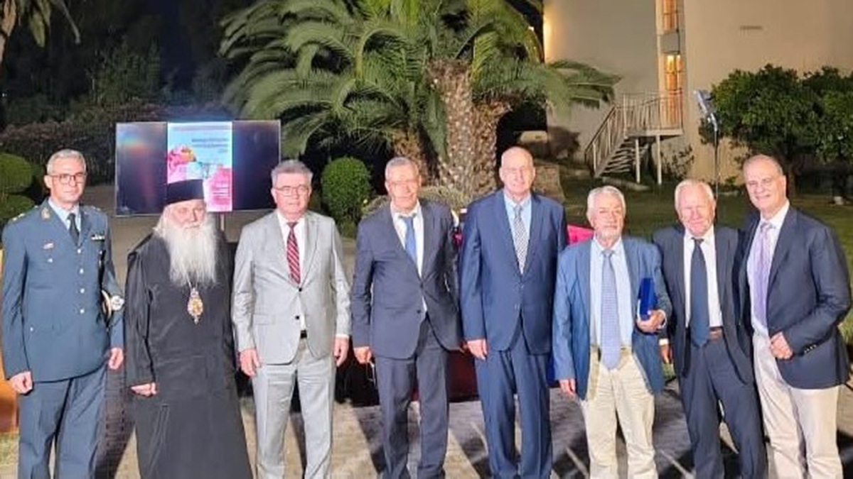 Δύο πρώην βουλευτές Κορινθίας βραβεύτηκαν στο Ναύπλιο