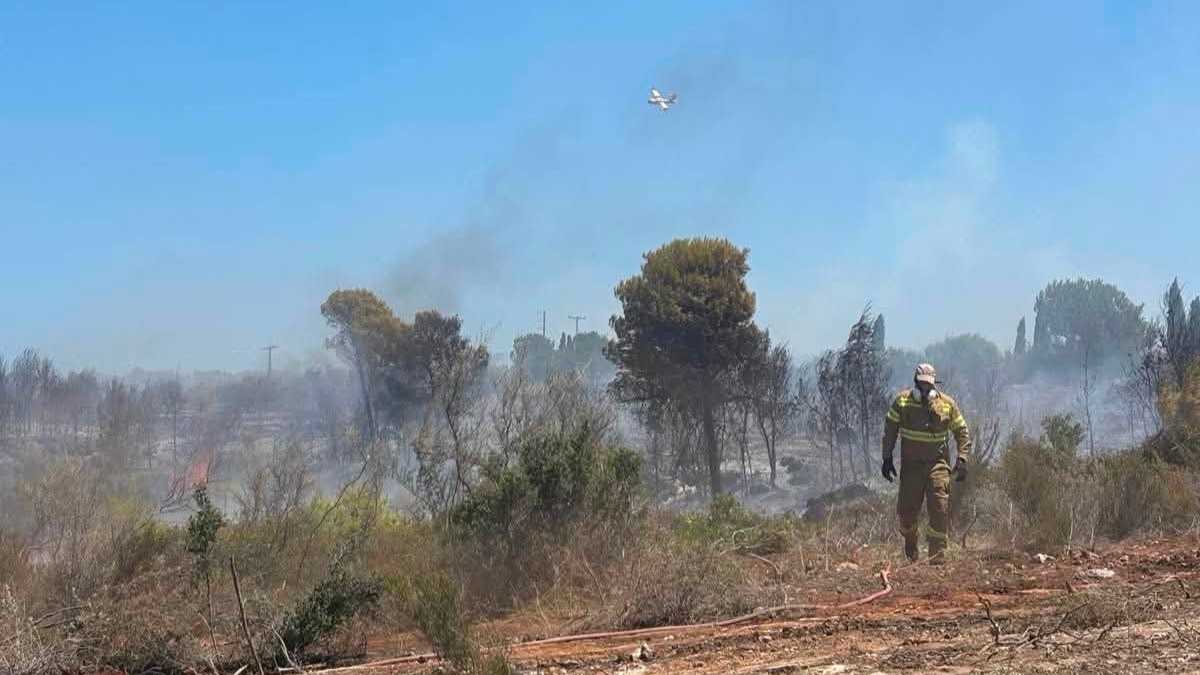 Φωτιά Αργολίδα: Εκκενώνεται το χωριό Μπόρσα – Σώθηκε η Χινίτσα