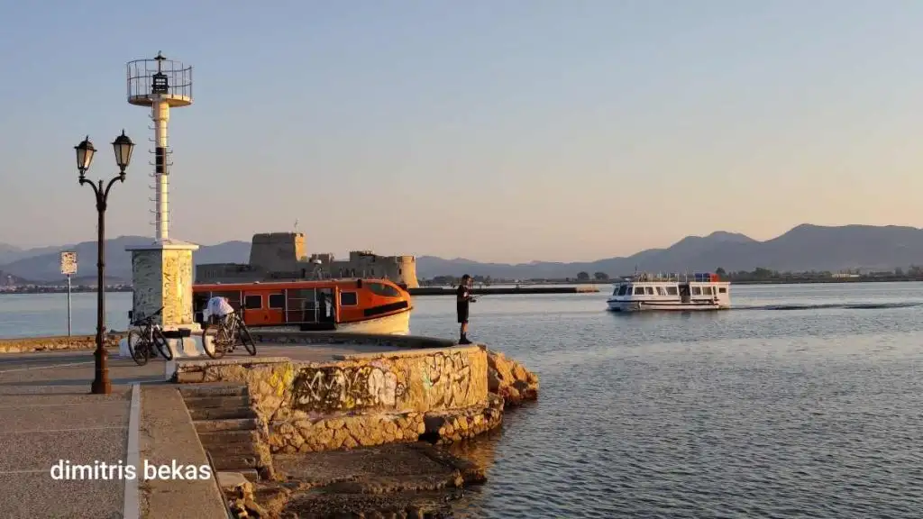 Λάντζες