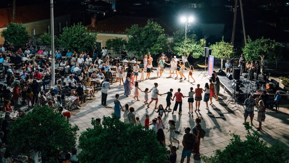 Πλήθος κόσμου στο 14ο φεστιβάλ Μελιτζάzz στο Λεωνίδιο