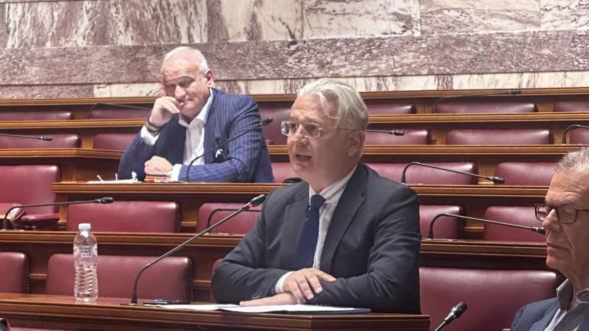 Καλαμάτα: Στήριξη της Περιφέρειας στη σύμβαση παραχώρησης του αεροδρομίου