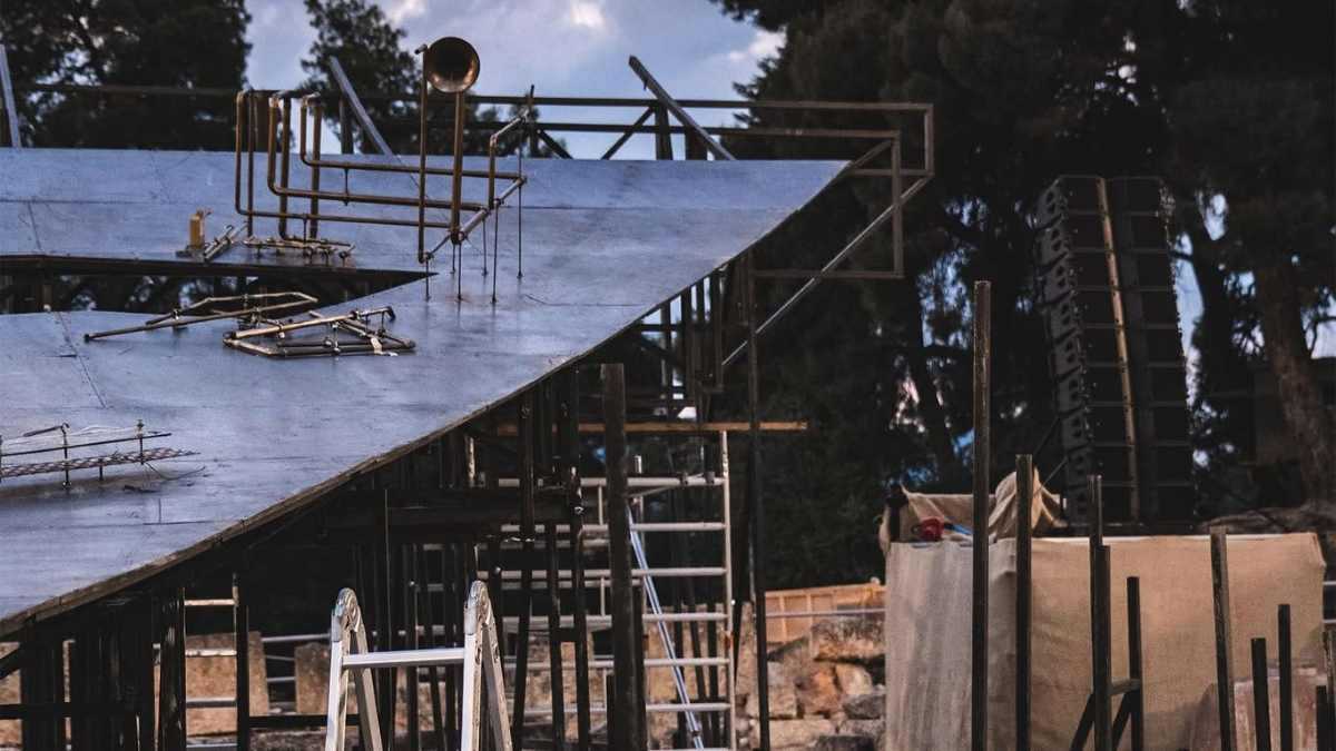 Επίδαυρος: Αποκαλύψεις Καραντζά για το σκηνικό στην «Άλκηστη»