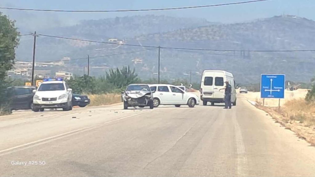 Τροχαίο Φίχτια Μυκήνες