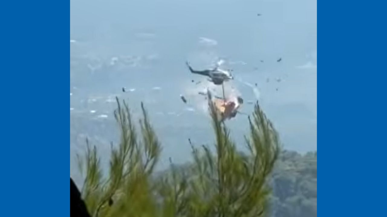 Ψάθα: Σοκαριστικό βίντεο με τη στιγμή της σύγκρουσης 2 ελικοπτέρων
